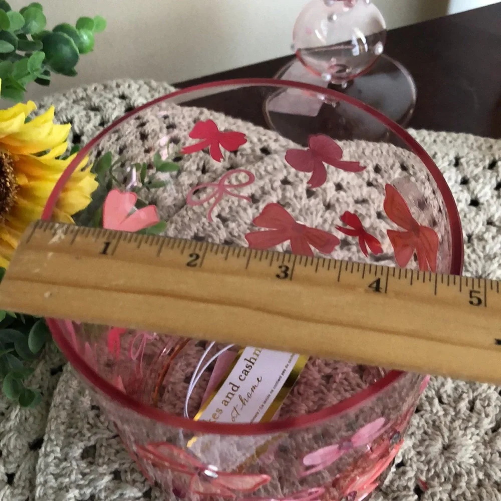 Cupcakes & Cashmere PINK BOWS Glass Vase Home Decor
